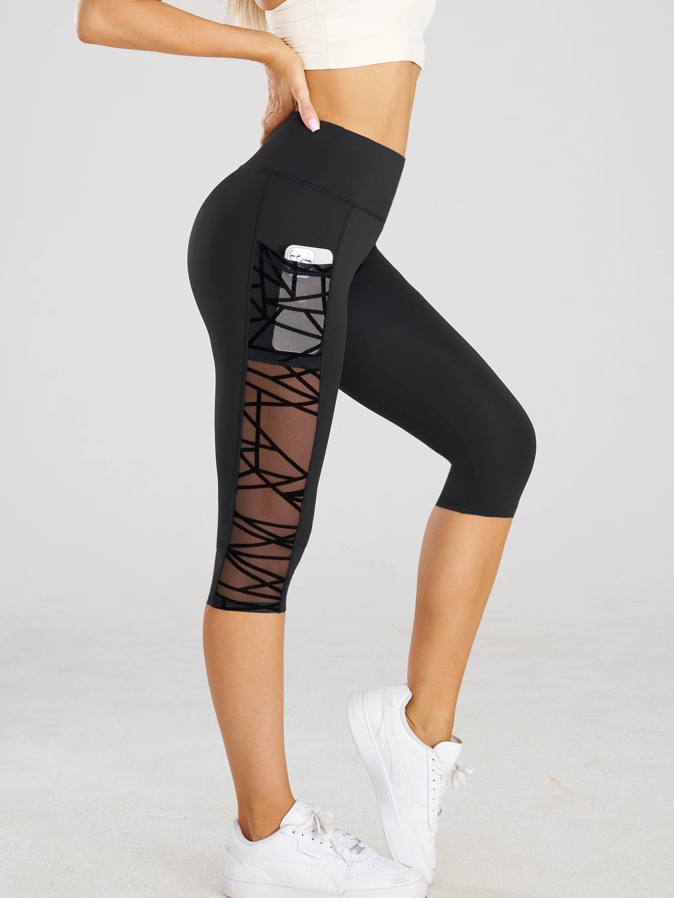 Cross-Mesh Pocket Yoga Crops