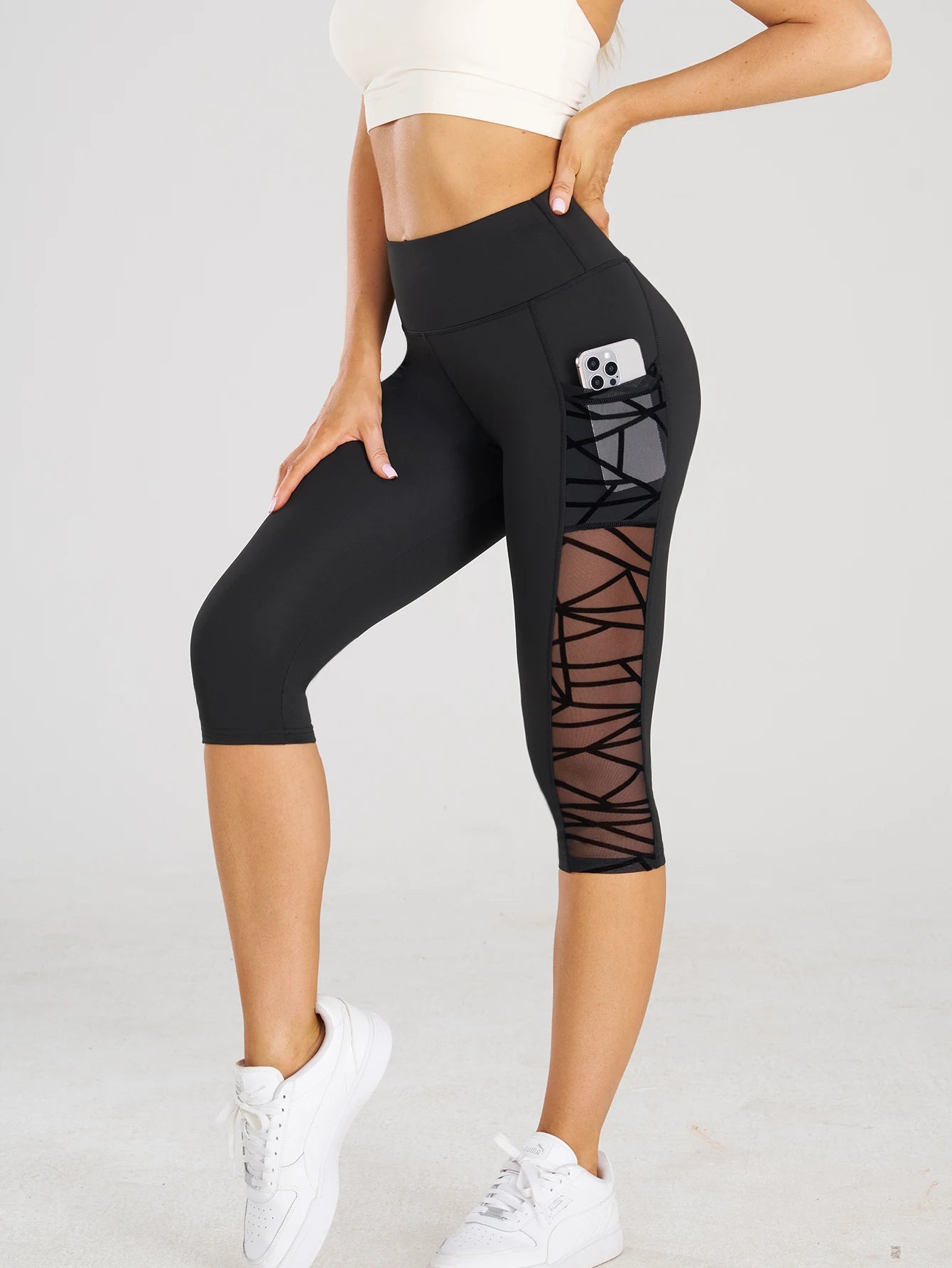 Cross-Mesh Pocket Yoga Crops